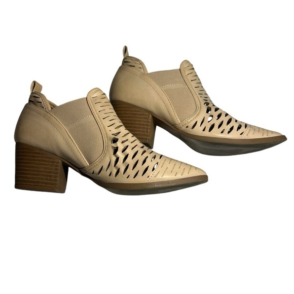 Quipid Tan Lattice Cutout Booties Sz 7.5 - Picture 7 of 13
